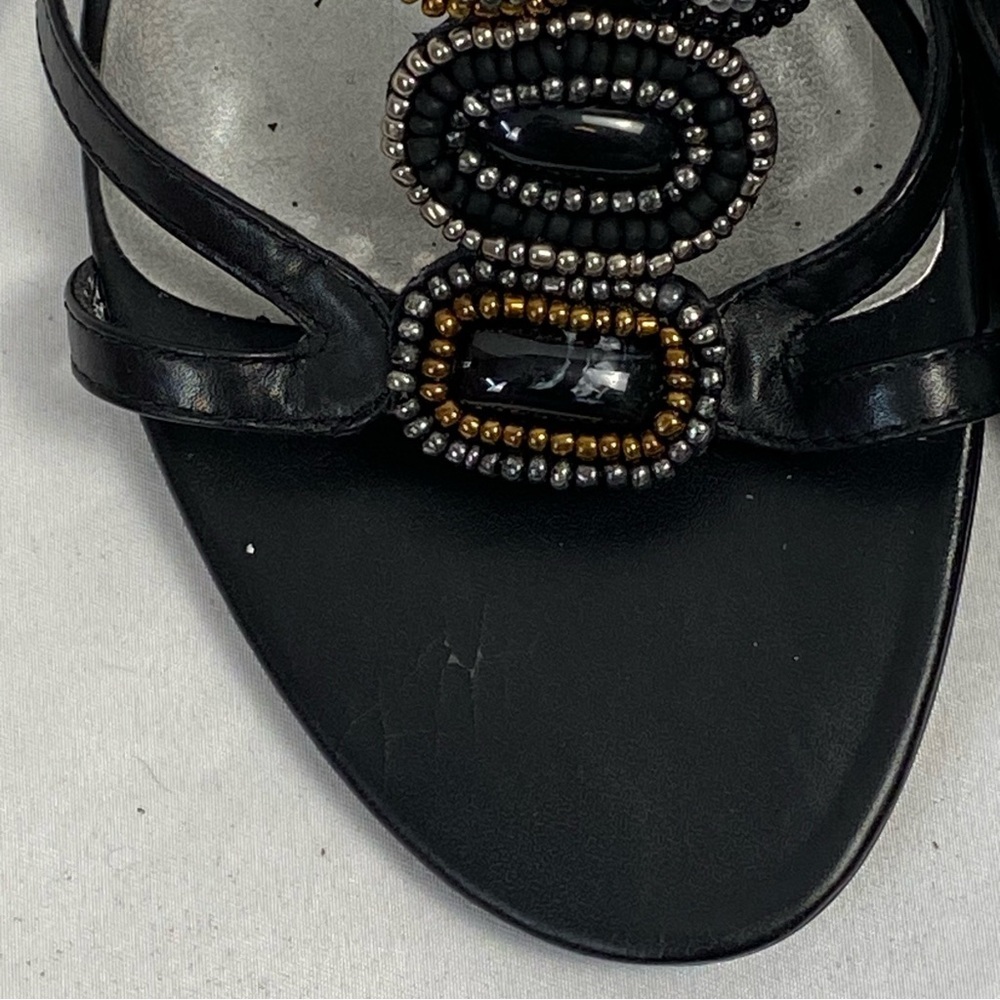 Bandolino Black Strappy Beaded Heels Size 10 M New With Defect - Picture 11 of 16